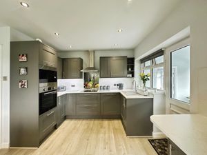 Kitchen- click for photo gallery